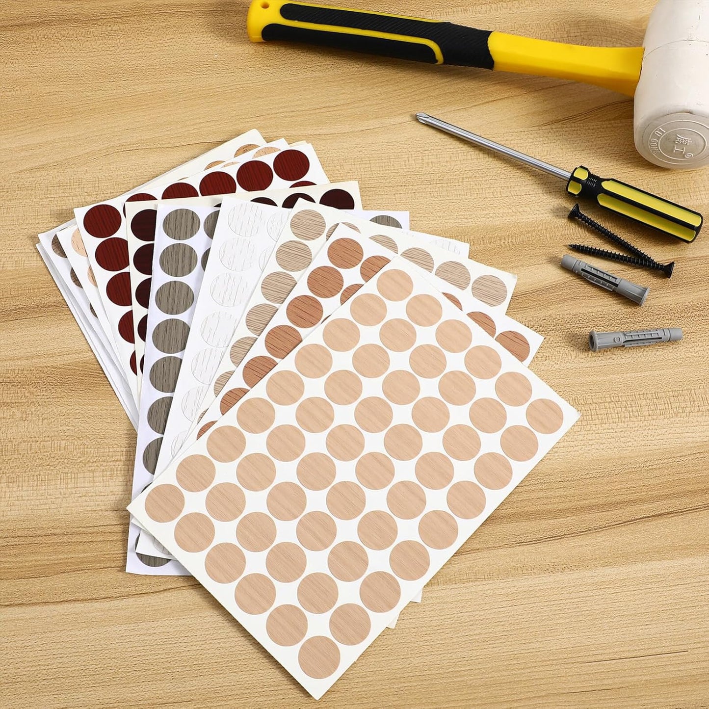 Cache vis autocollant pour meuble